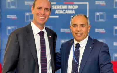 Director Regional de Contabilidad y Finanzas de Atacama oficia como anfitrión en ceremonia de promulgación de Ley de Desalación, con presencia del Presidente José Antonio Kast y el Ministro Martín Arrau
